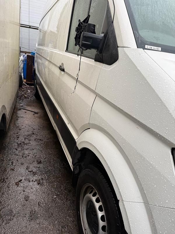 Used VW Crafter Trendline 140 HP (102 kW) 2021 White Van