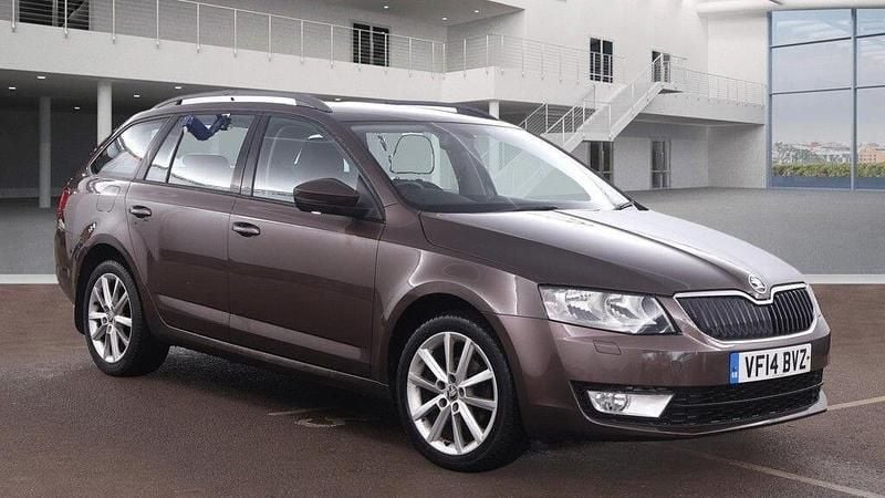 Brown Used 2014 Skoda Octavia Elegance Estate | £7,795 (Fair price) - Image 1/3