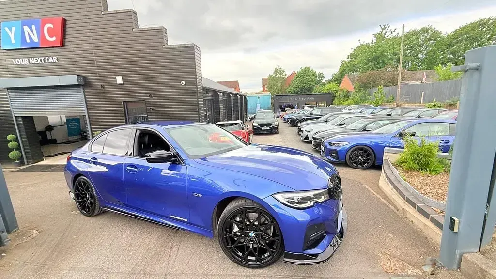 Used BMW 330e M Sport 292 HP (214 kW) 2022 Blue Sedan