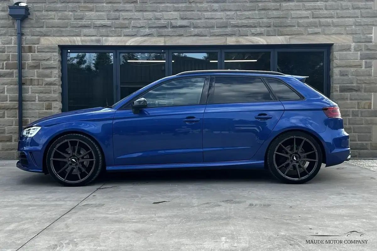 Used Audi S3 Sportback 300 HP (220 kW) 2015 Blue Hatchback