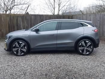 Used Renault Megane E-Tech Iconic 159 kW (217 HP) 2023 Grey Hatchback