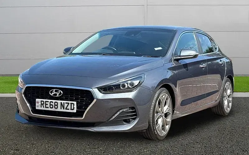 Second-hand Hyundai i30 Premium 140 CP (102 kW) 2018 Gri Hatchback