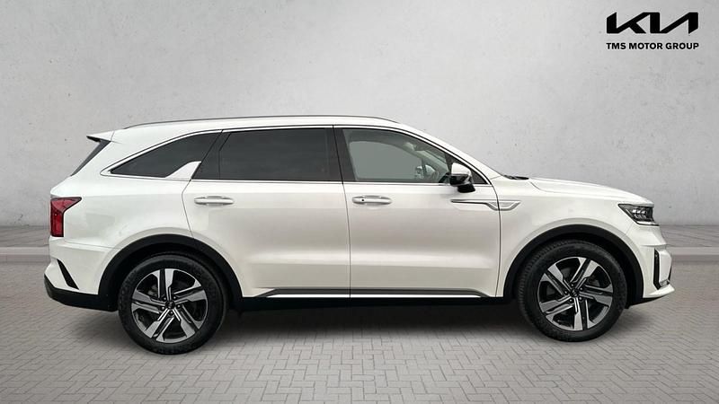 Used Kia Sorento 2021 White SUV