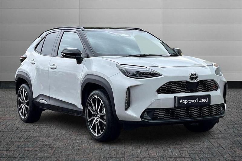 Other Used 2025 Toyota Yaris Cross Sport SUV | £27,695 (A bit pricey) - Image 1/2