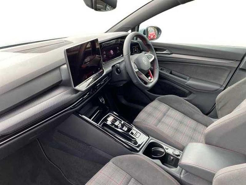 Used VW Golf VIII GTI 272 HP (200 kW) 2024