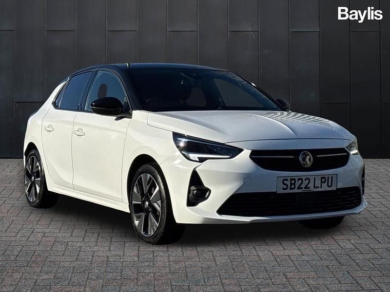 Used Vauxhall Corsa-e SRi 100 kW (136 HP) 2022 White Hatchback