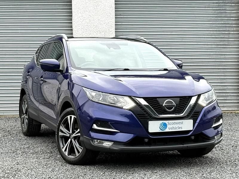 Used Nissan Qashqai N-Connecta 110 HP (80 kW) 2017 Blue SUV