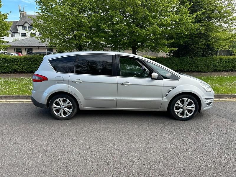 Used Ford S-MAX Titanium 2010 Silver MPV