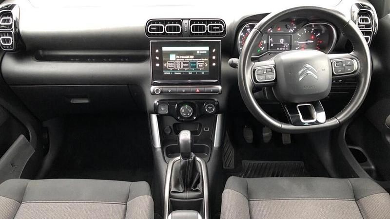 Used Citroën C3 Aircross Flair 99 HP (72 kW) 2018 Red SUV