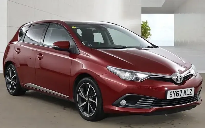Used Toyota Auris Design 116 HP (85 kW) 2017 Hatchback
