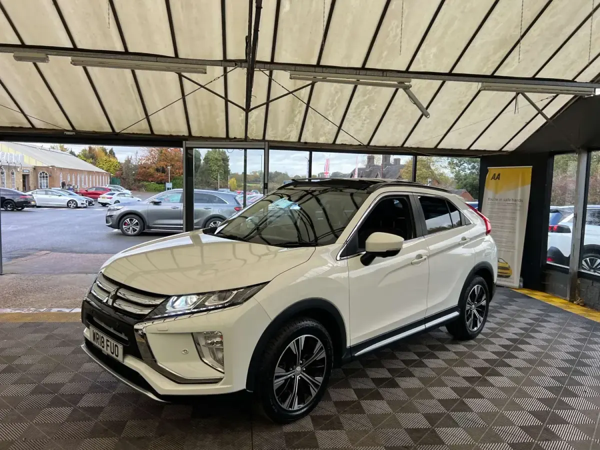 Usado Mitsubishi Eclipse Cross 163 HP (119 kW) 2018 Branco SUV