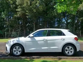 Used Audi A1 Design 110 HP (80 kW) 2023 White SUV