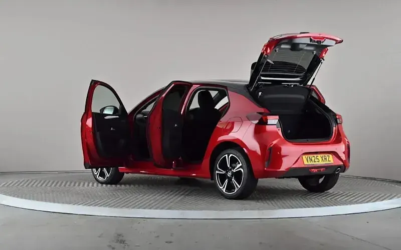 Used Vauxhall Corsa 101 HP (74 kW) 2025 Red Hatchback