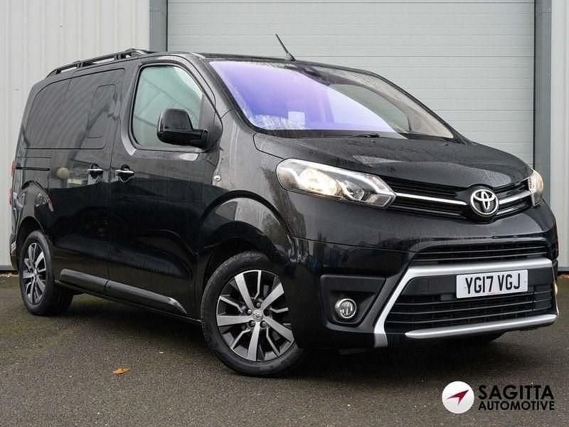Black Used 2017 Toyota Proace Verso City MPV | £15,995 (Fair price) - Image 1/4