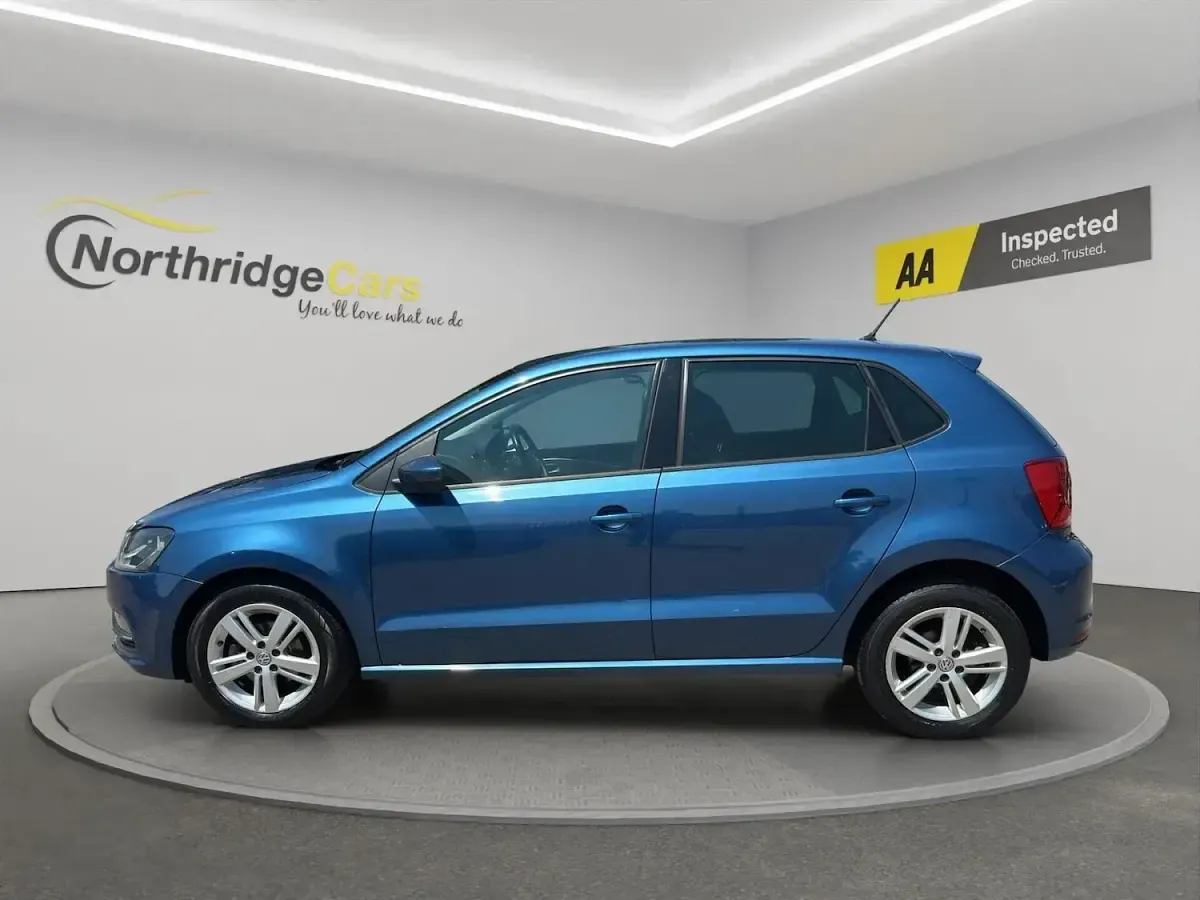 Used VW Polo Edition 90 HP (66 kW) 2017 Blue Hatchback