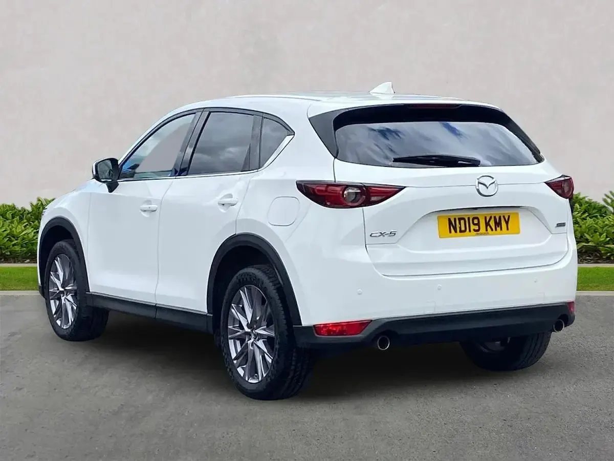 Used Mazda 6 Inclusive 165 HP (121 kW) 2019 White SUV
