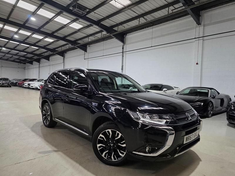 Used Mitsubishi Outlander P-HEV 2017 Black Estate