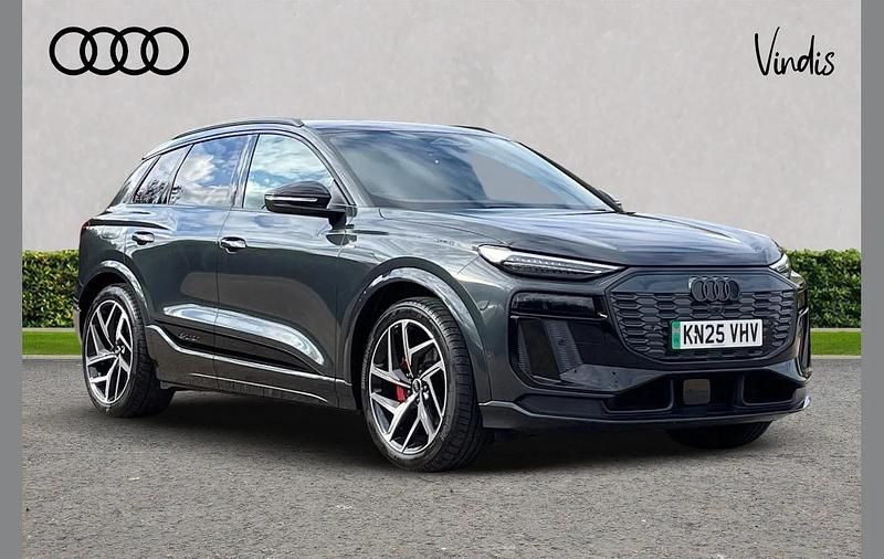 Grey Used 2025 Audi Q6 e-tron Sport SUV | £57,860 (Fair price) - Image 1/4