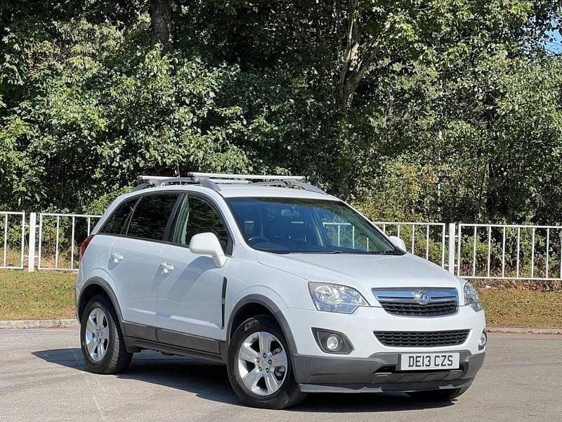 Used Vauxhall Antara S 163 HP (119 kW) 2013 White SUV