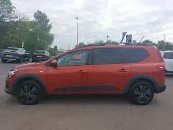 Used Dacia Jogger Expression 140 HP (102 kW) 2025 Brown MPV