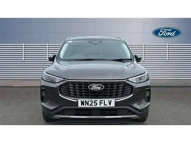 Używany Ford Kuga Titanium 150 KM (110 kW) 2025 Szary SUV