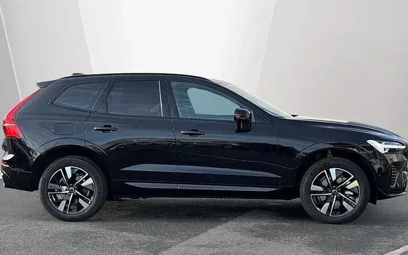 Used Volvo XC60 Plus 250 HP (183 kW) 2026 SUV