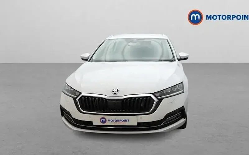 Used Skoda Octavia SE L 150 HP (110 kW) 2023 White Estate