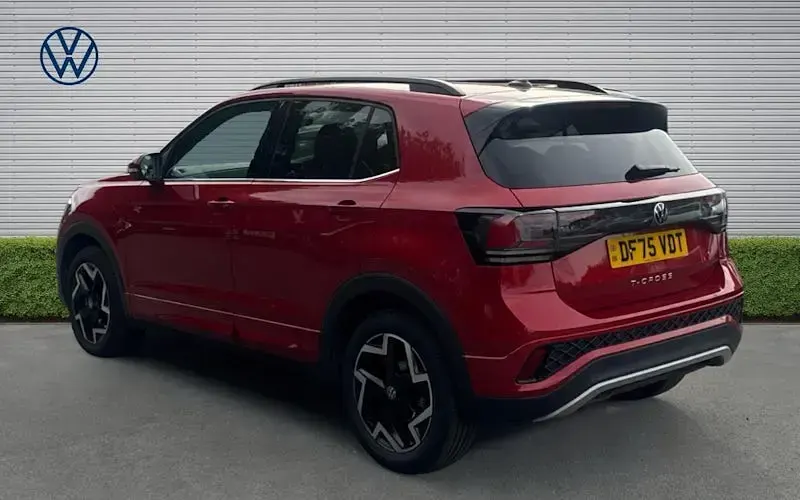 Used VW T-Cross R-line 116 HP (85 kW) 2025 Red SUV