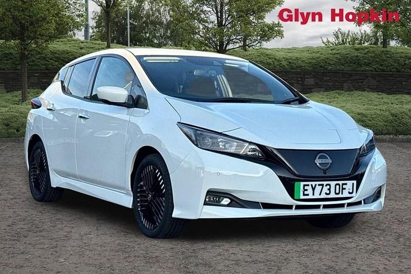 Used Nissan Leaf Shiro 110 kW (150 HP) 2023 White Hatchback