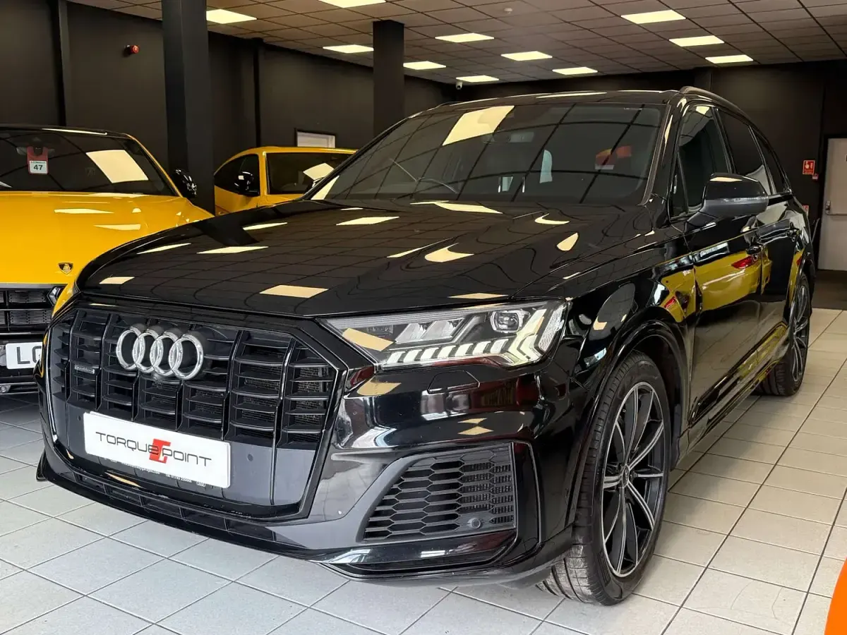 Used Audi Q7 Black Edition 286 HP (210 kW) 2020 Black SUV