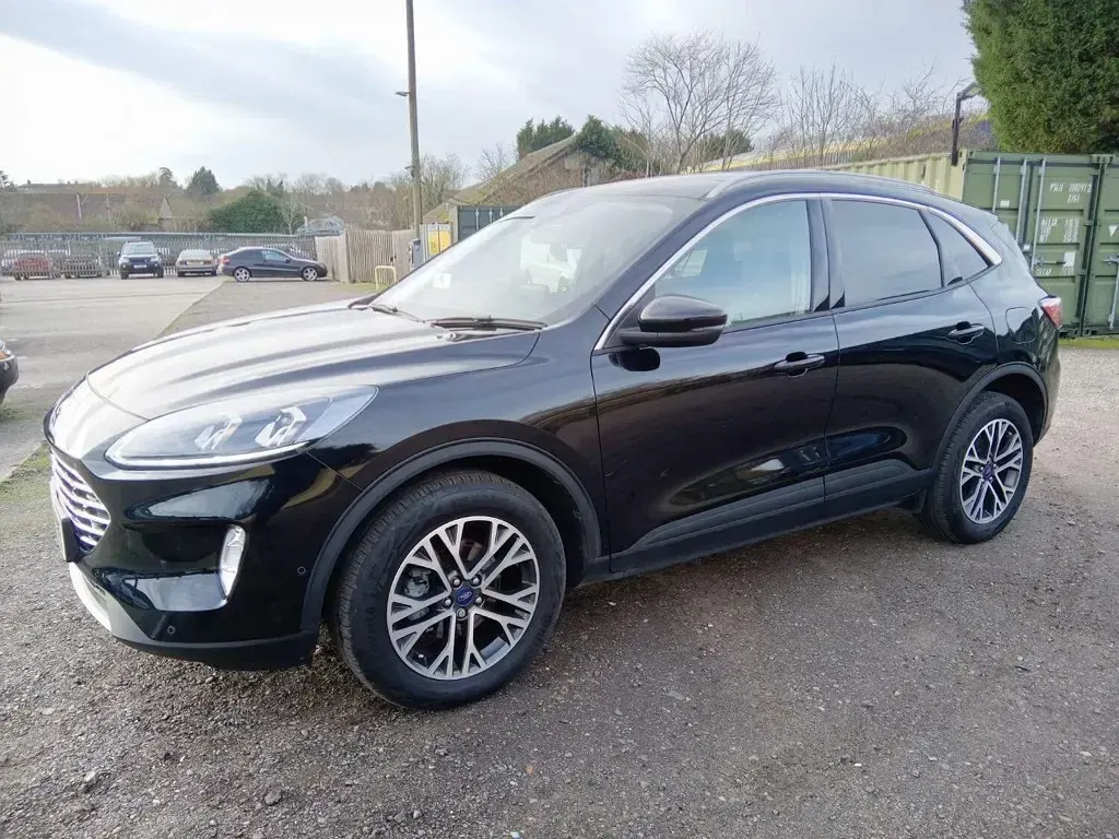 Used Ford Kuga Titanium 150 HP (110 kW) 2023 Black SUV