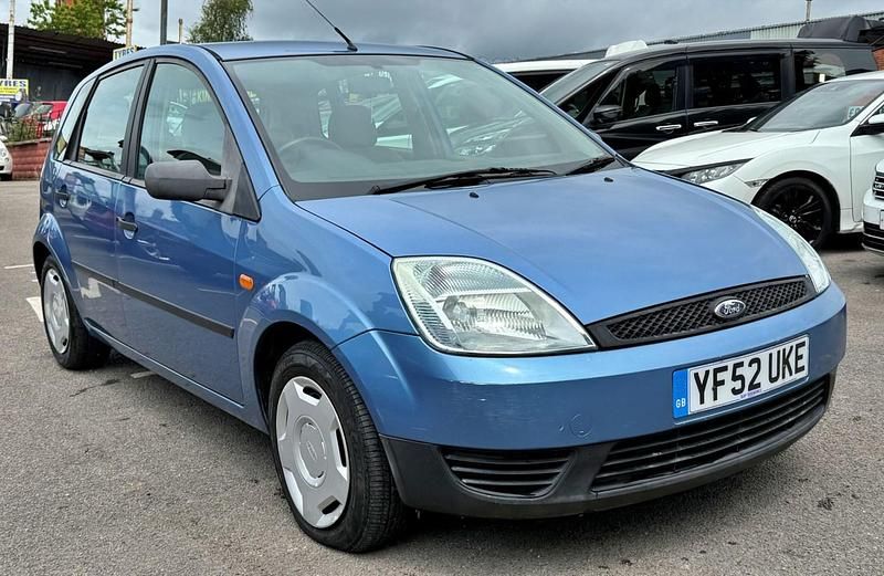 Blue Used 2003 Ford Fiesta Finesse Hatchback | £1,000 (Fair price) - Image 1/4