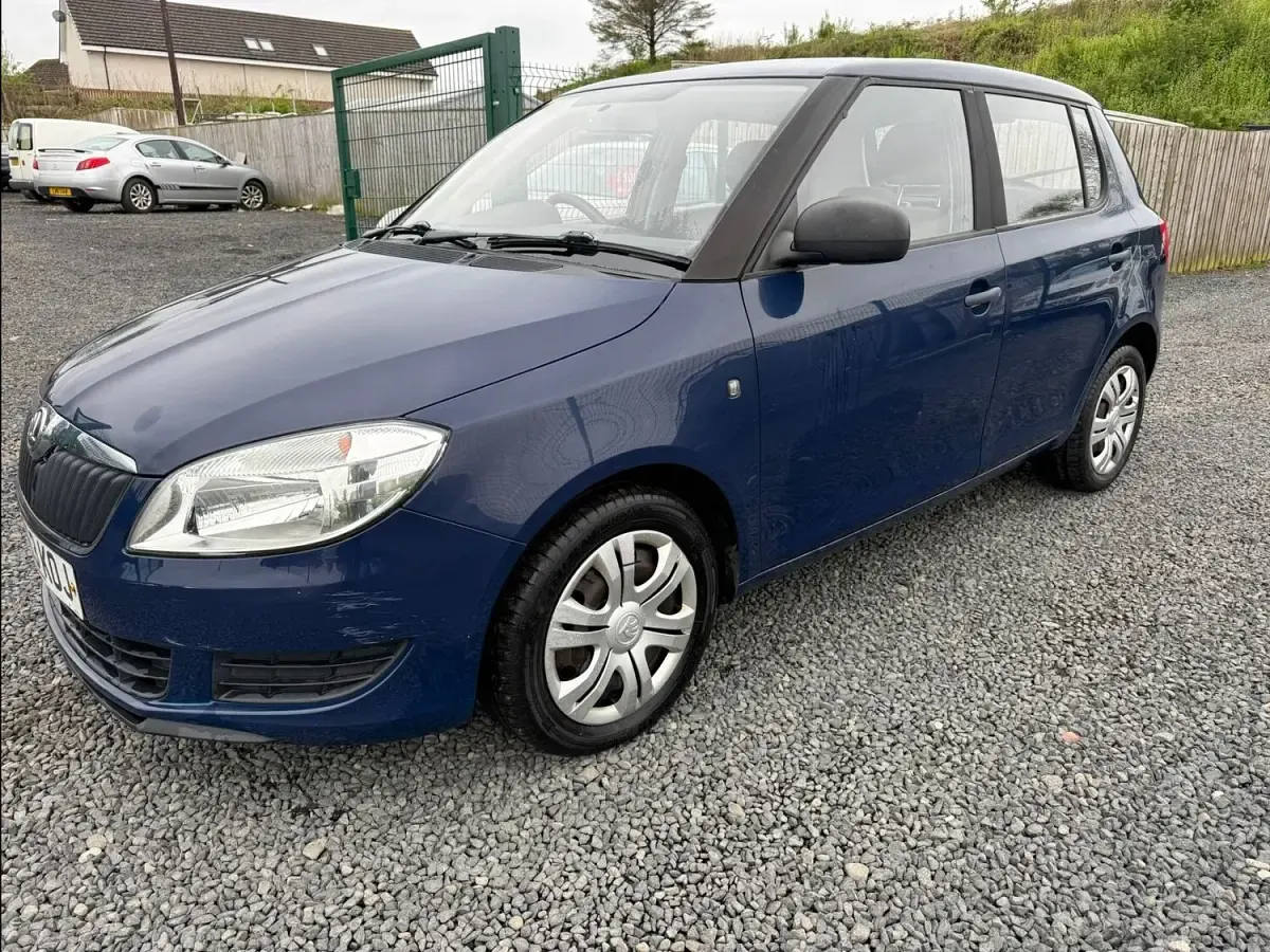 Used Skoda Fabia 60 HP (44 kW) 2013 Blue Hatchback
