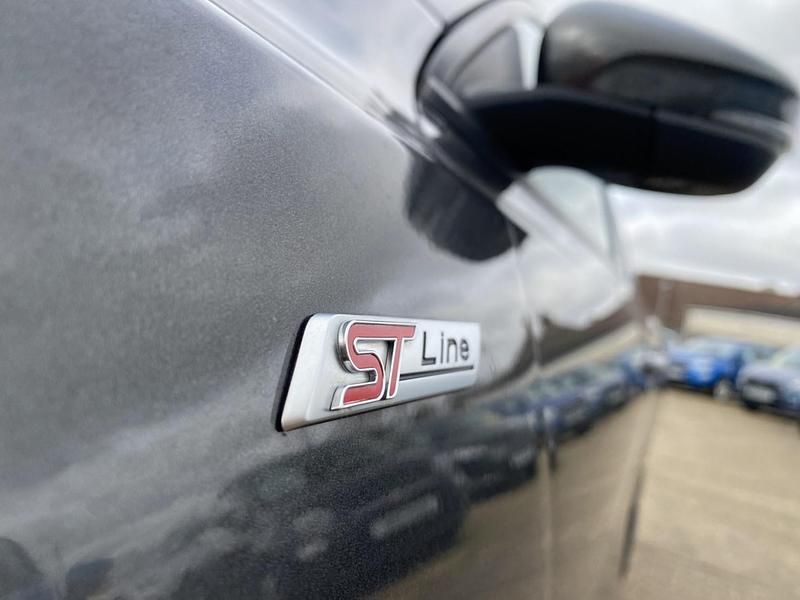 Used Ford Focus ST-Line X 2018 Grey Hatchback