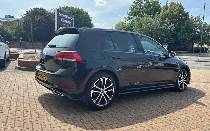 Used VW Golf VII R-line Edition 150 HP (110 kW) 2020 Hatchback