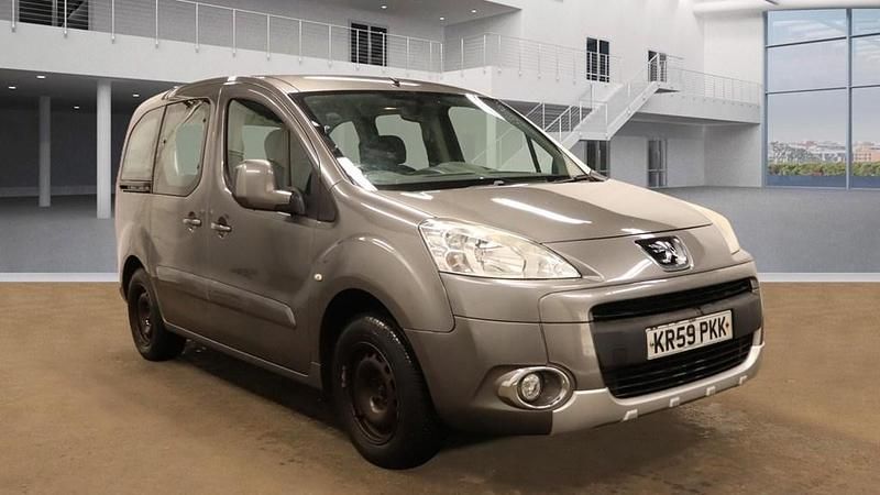 Grey Used 2009 Peugeot Partner Tepee S MPV | £1,995 (Good price) - Image 1/4