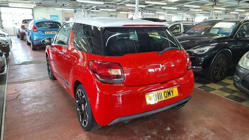 Used Citroën DS3 110 HP (80 kW) 2011 Red Hatchback