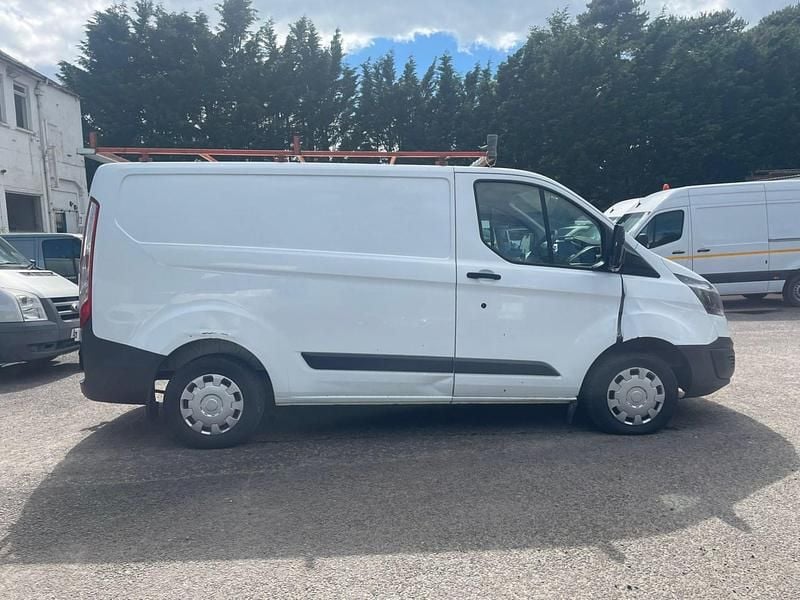 Used Ford Transit Custom 100 HP (73 kW) 2014 White Van