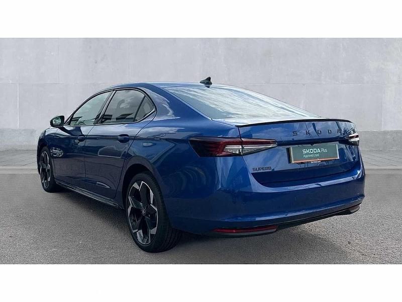 Used Skoda Superb SportLine 150 HP (110 kW) 2025 Cobalt blue metallic  Hatchback