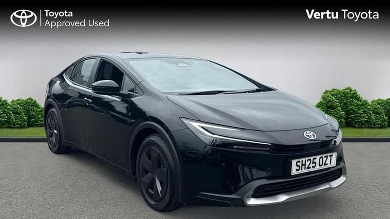 Black Used 2025 Toyota Prius Design Hatchback | £27,971 - Image 1/3