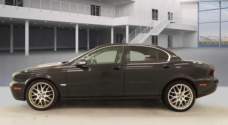Used Jaguar X-type SE 2009 Black Sedan