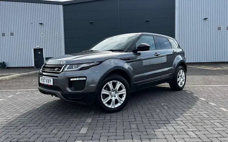 Käytetty Land Rover Range Rover evoque SE 179 HP (131 kW) 2017 Viistoperä