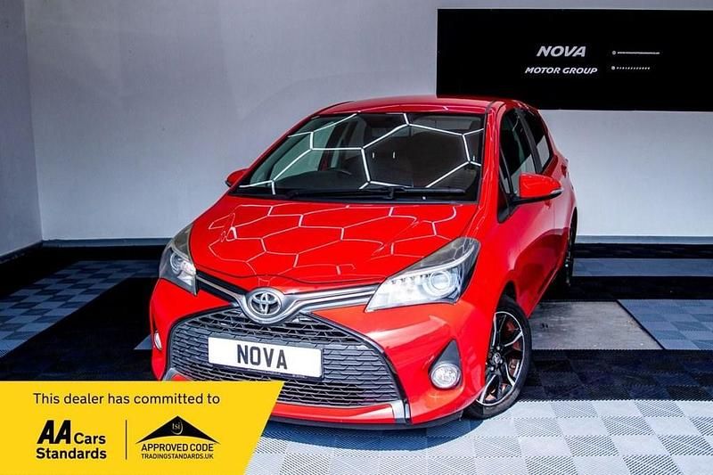 Red Used 2015 Toyota Yaris Sport Hatchback | £5,199 (Fair price) - Image 1/4