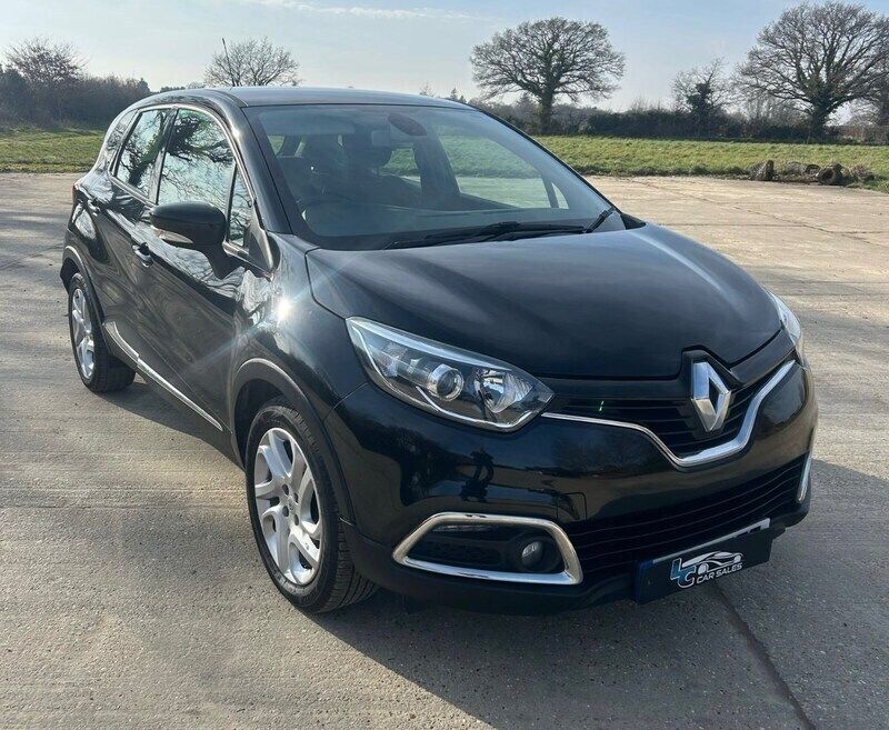 Black Used 2015 Renault Captur Dynamique SUV | £2,995 (Good price) - Image 1/4