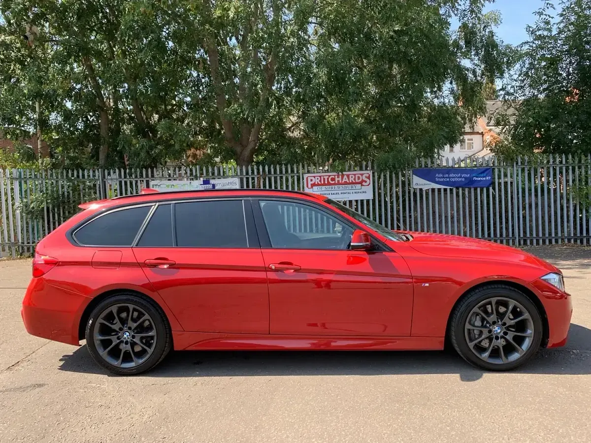 Used BMW 335 M Sport 308 HP (226 kW) 2015 Red Estate