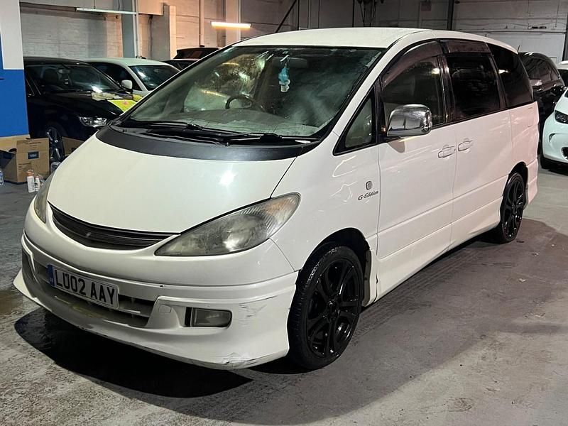 Used Toyota Estima T2 170 HP (125 kW) 2013 White