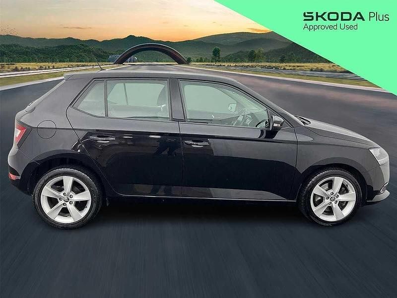 Used Skoda Fabia 81 HP (59 kW) 2019 Black magic pearlescent Hatchback