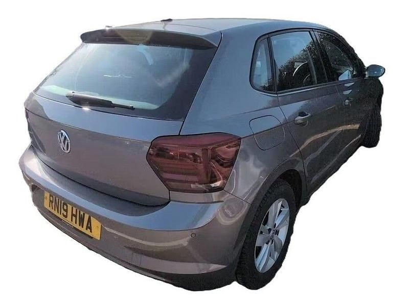 Used VW Polo SE 95 HP (69 kW) 2019 Grey Hatchback