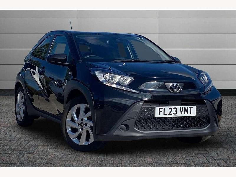 Black Used 2023 Toyota Aygo PURE Hatchback | £12,395 (Fair price) - Image 1/4