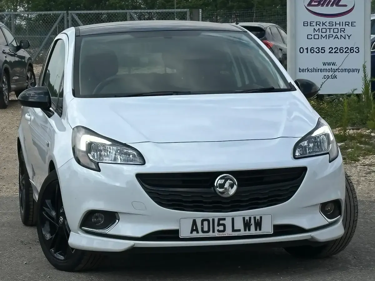 Second-hand Vauxhall Corsa Edition 90 CP (66 kW) 2015 Alb Hatchback